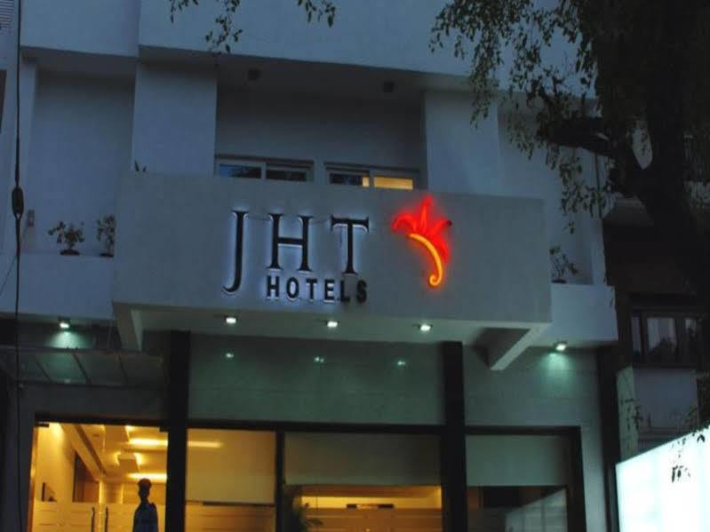 Jht Hotels Nuova Delhi Esterno foto